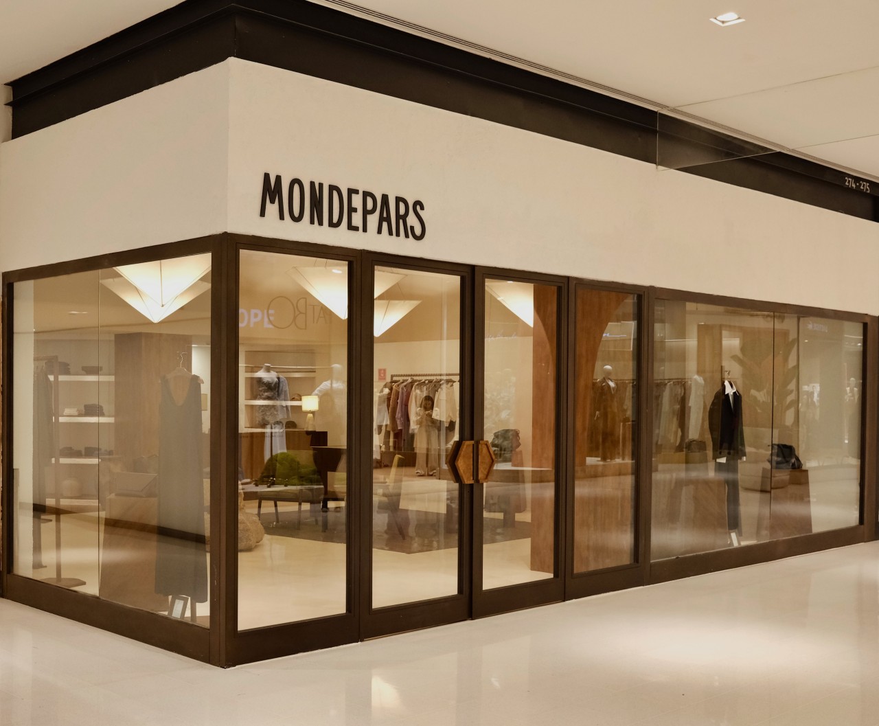 9E225A17-8A64-43B5-912E-C6C762FE5061